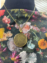 Load image into Gallery viewer, Beadwork pendant
